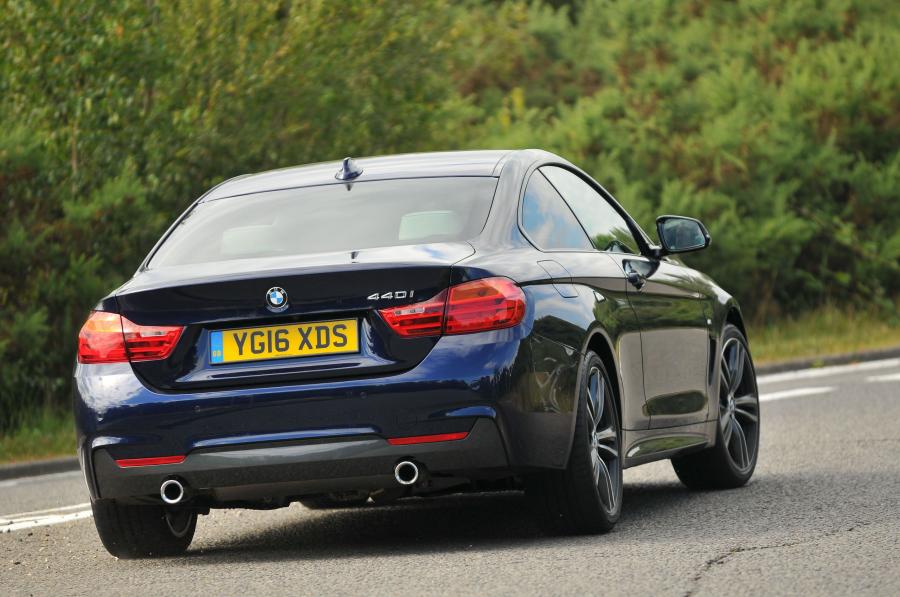  BMW 440i Coupe M Sport Package 2016 года  (UK) (фото 4 из 18)